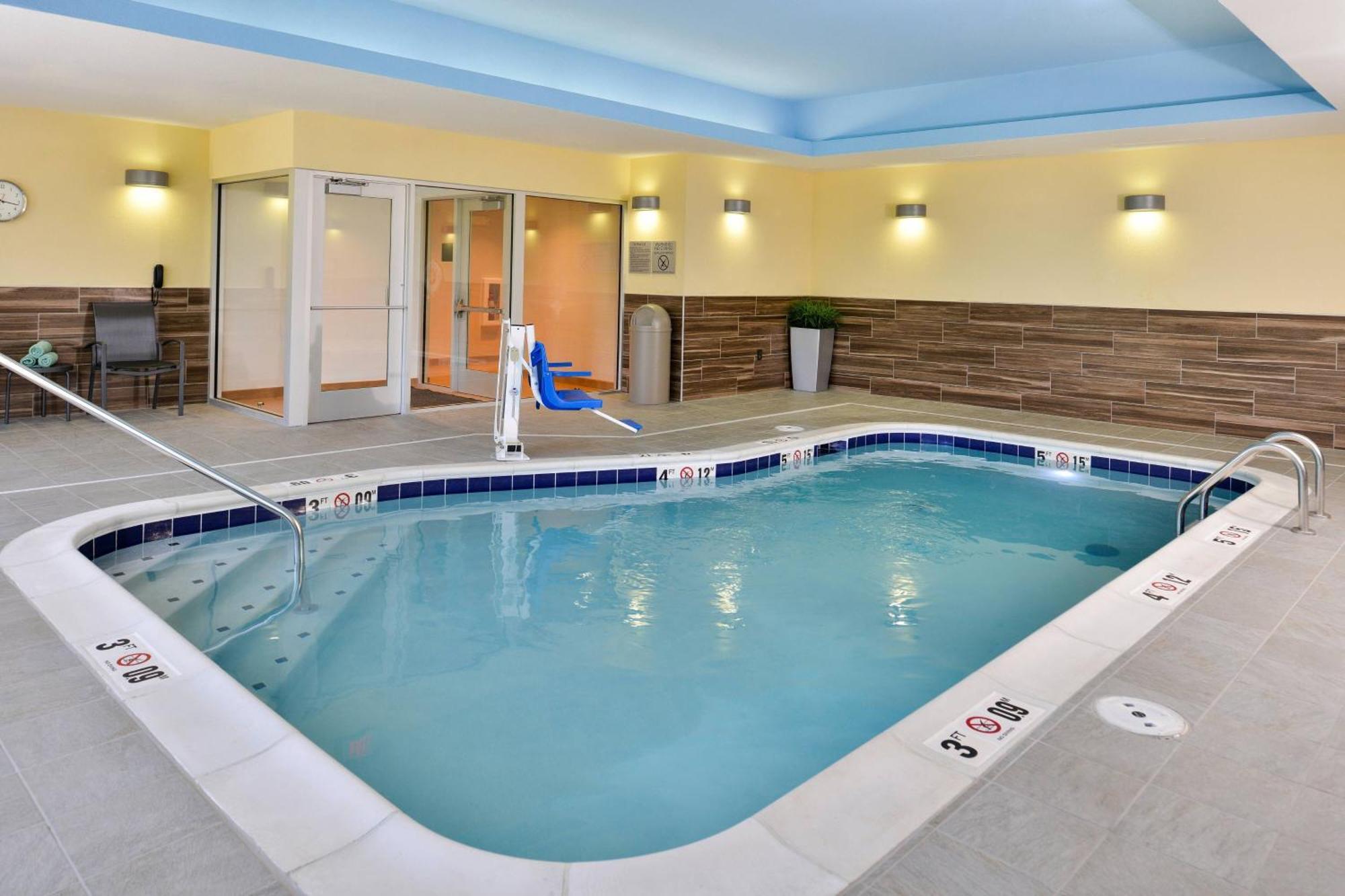 Fairfield Inn & Suites By Marriott St. Joseph Εξωτερικό φωτογραφία
